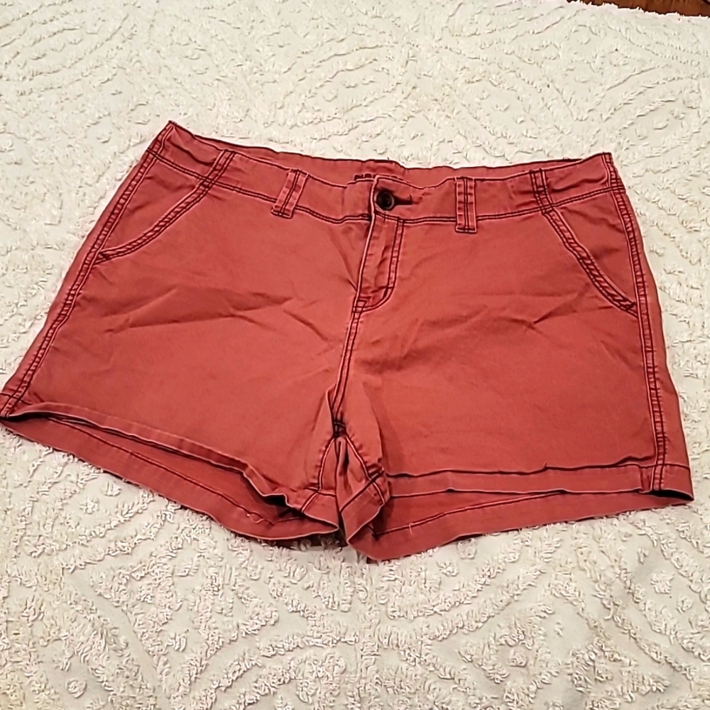 Women's Dusty Rose Maurice's Size 15/16 Shorts